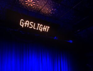 gaslight
